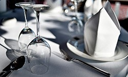 How many toilets for restaurants?